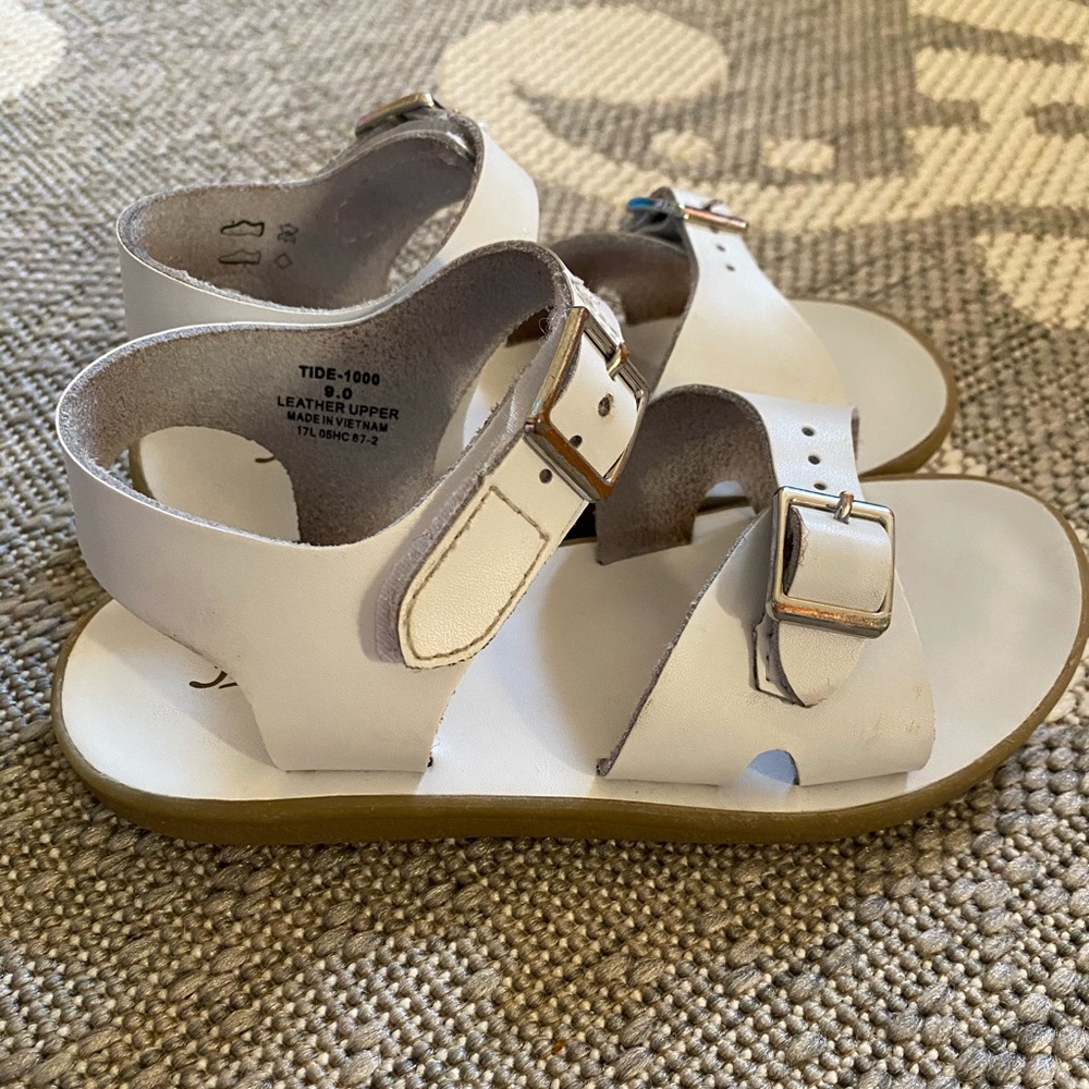 Footmates white sandals size 9